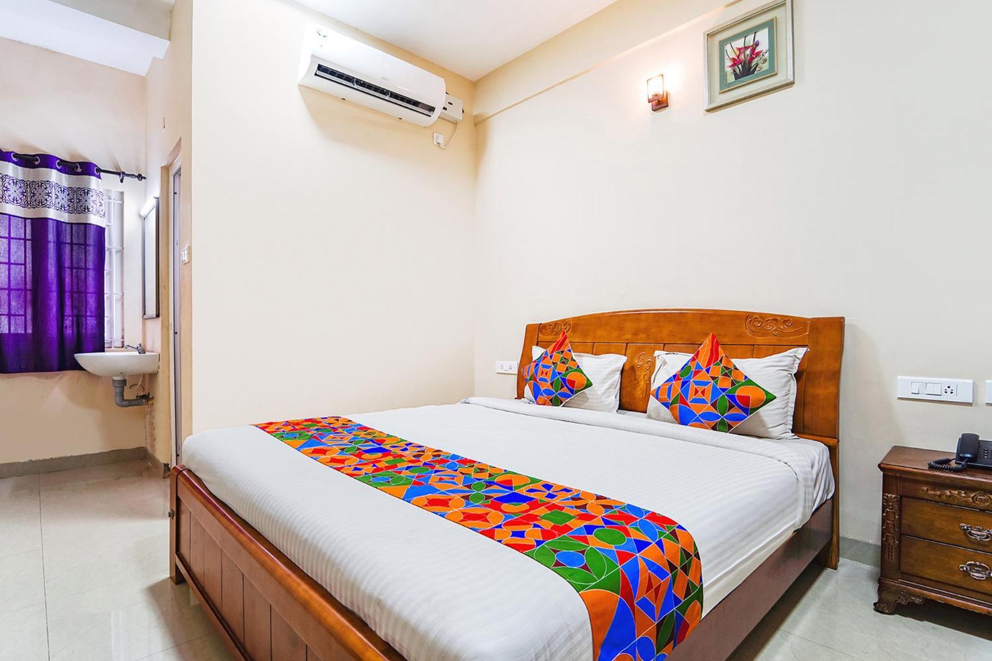 Fabexpress Uv Residency - 700M From Coimbatore International Airport Irugur Eksteriør billede